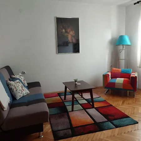 Pavao Apartment *